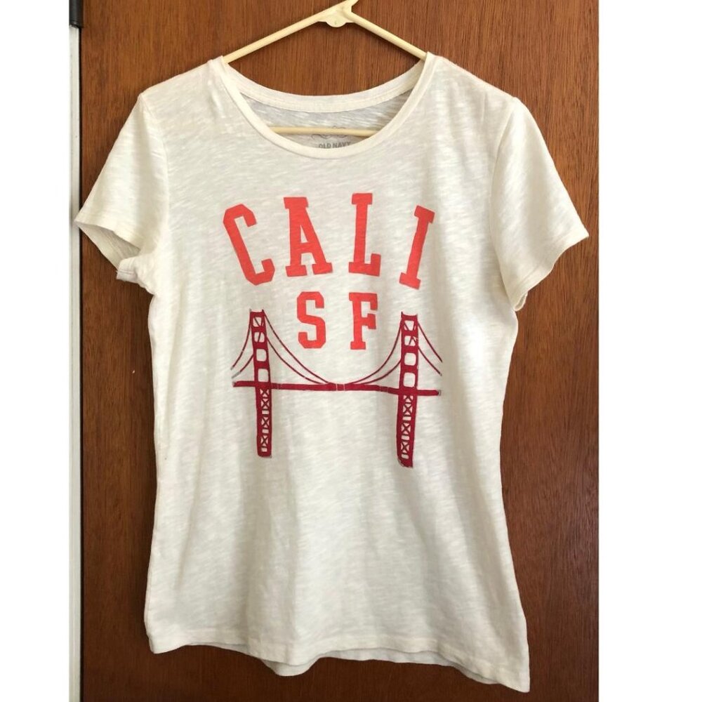 Old Navy, Graphic Tee, Golden Gate Bridge, "CALI SF", Size: Medium, Color: Cream